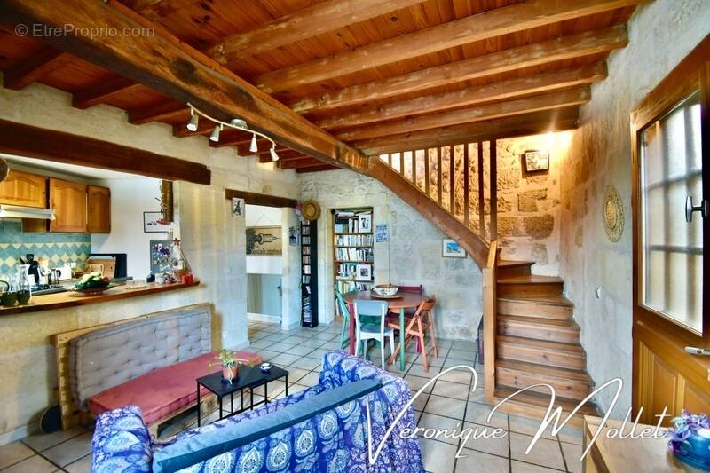 Maison à LESTIAC-SUR-GARONNE