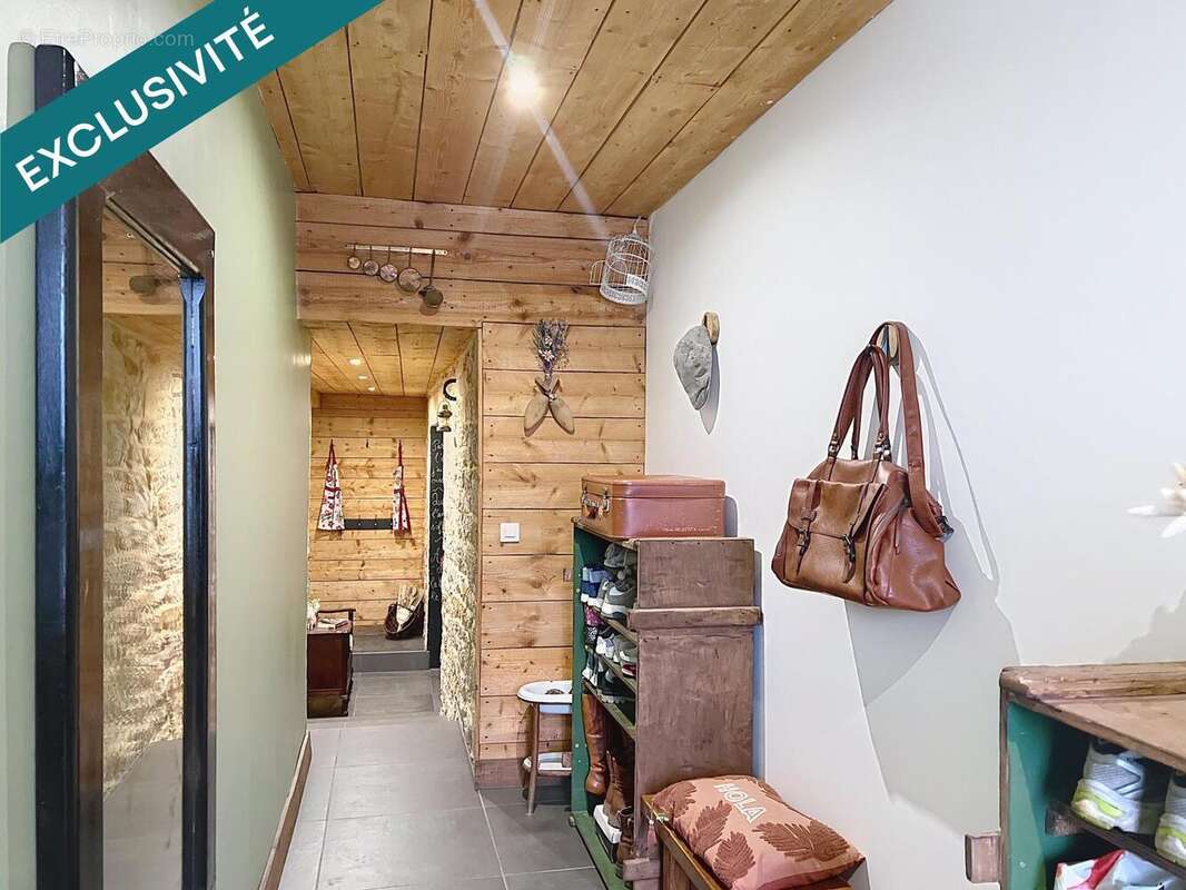 Photo 2 - Maison à VALAY