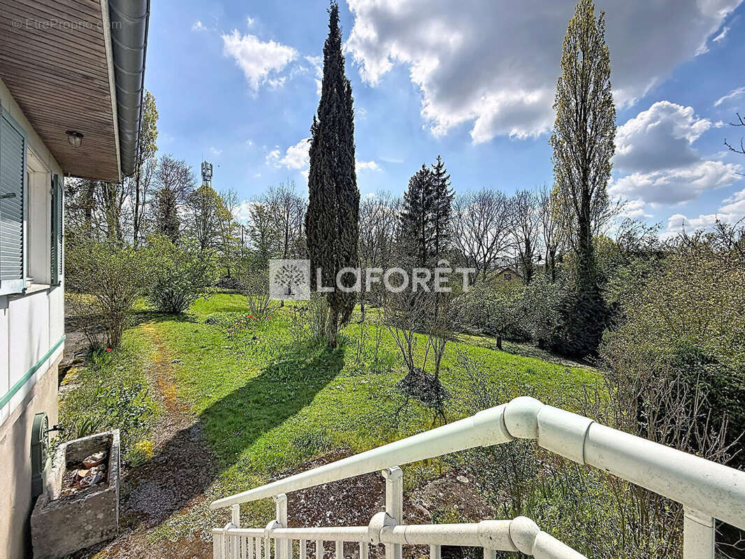 Maison Neufchateau 8 pièce(s) 167.96 m2 - photo 3
