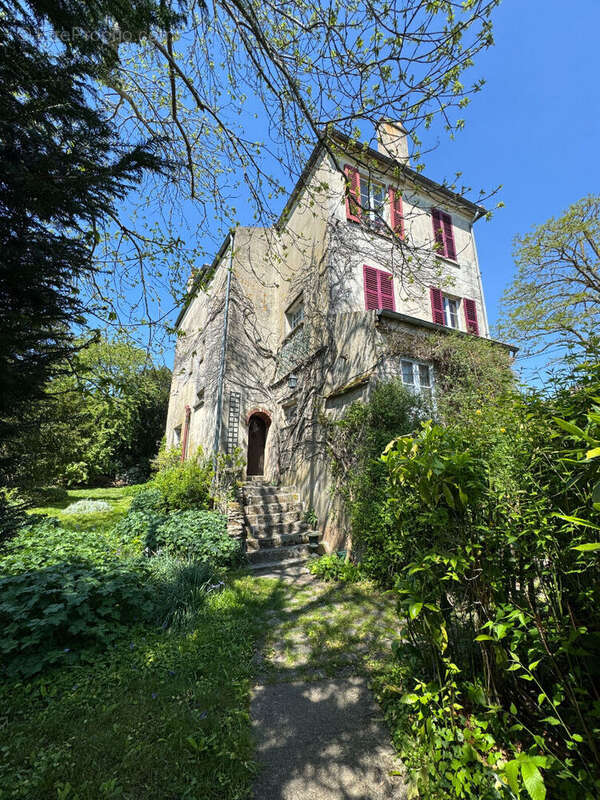 Maison à MONTFORT-L'AMAURY