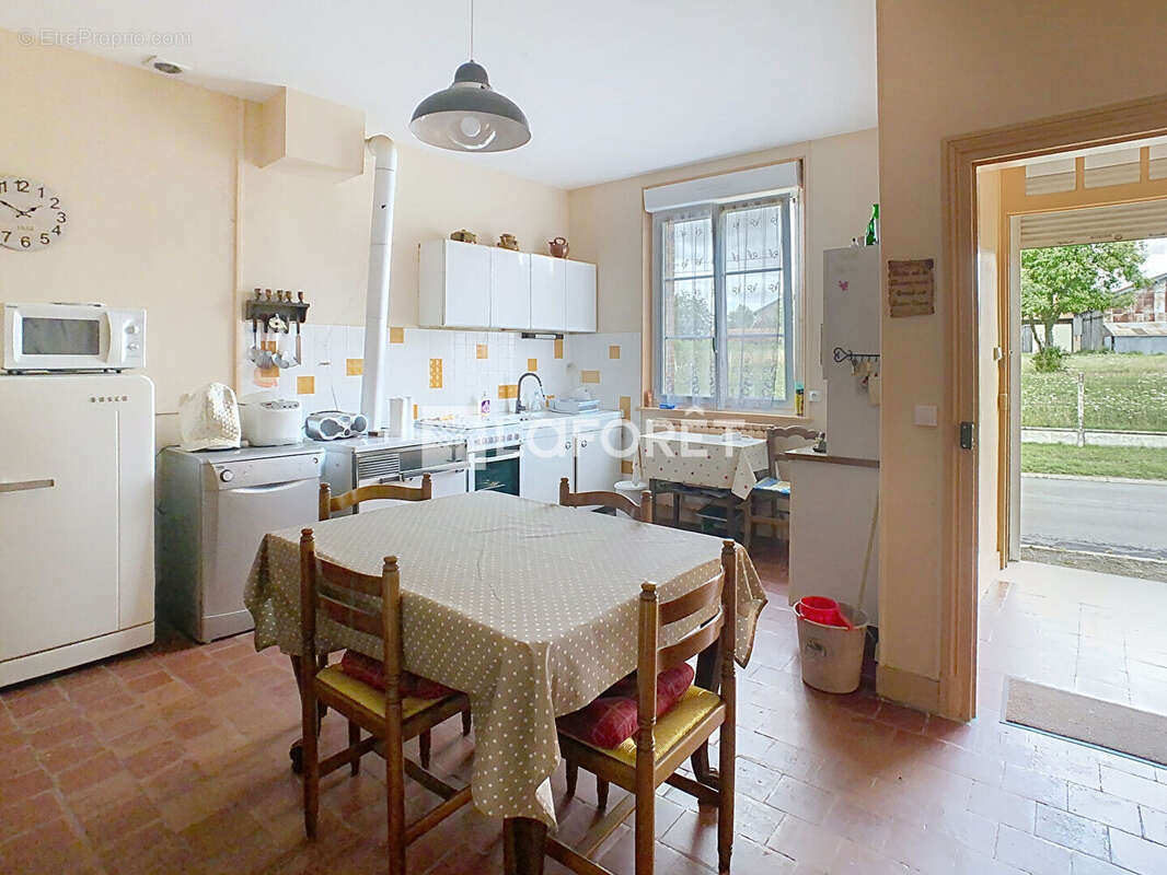 Maison à SERVON-MELZICOURT