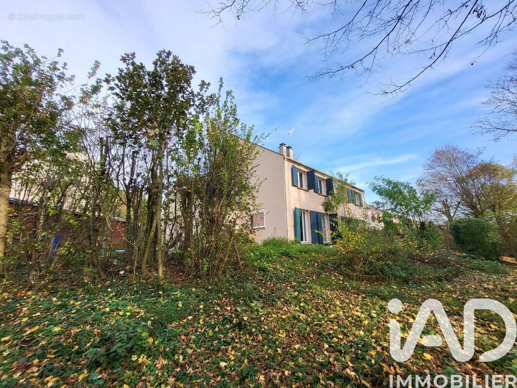 Photo 1 - Maison à AMILLY