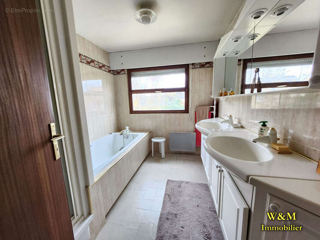 Maison à RIS-ORANGIS