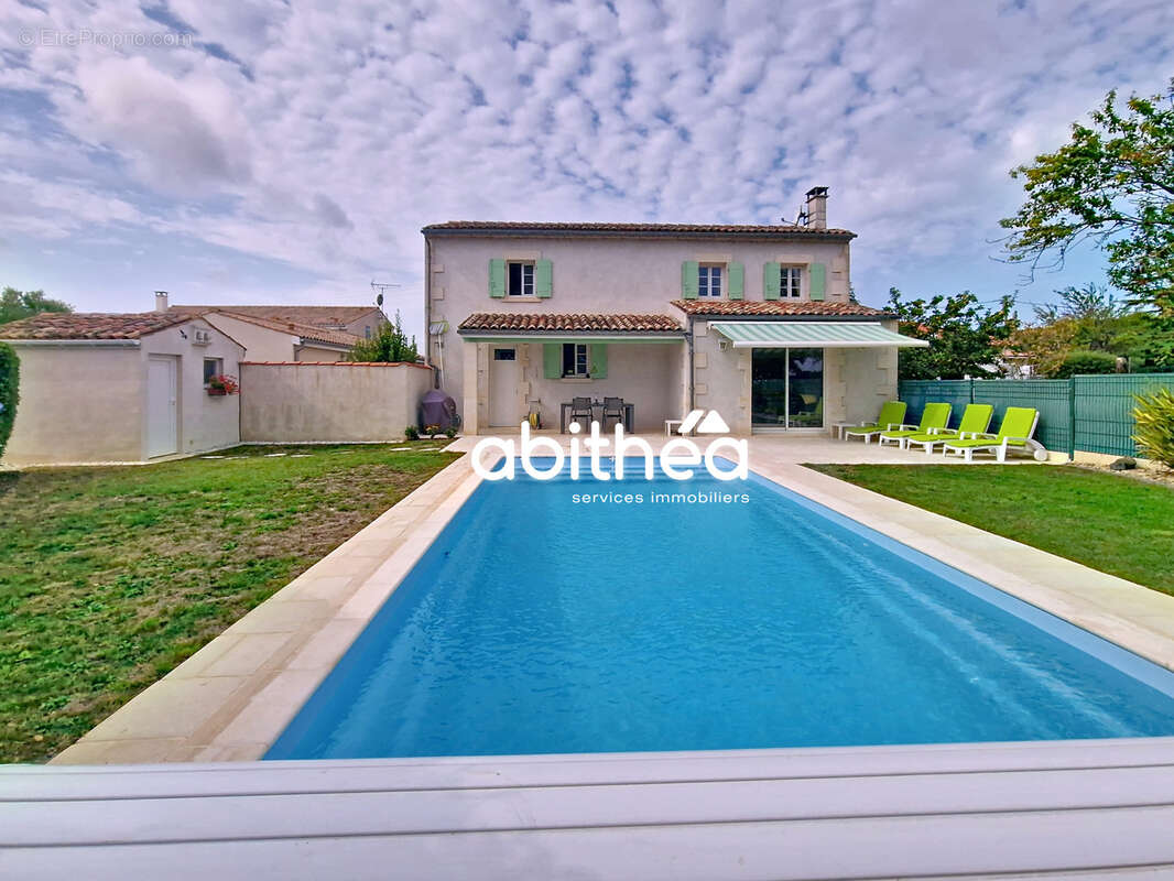 Maison à SAINT-GEORGES-DE-DIDONNE