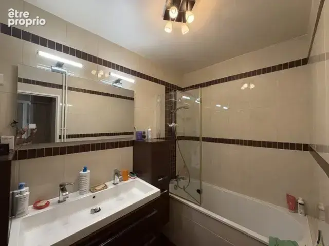 Appartement 4 pièces 78 m² à vendre à Le Bourget (93350) - photo 7