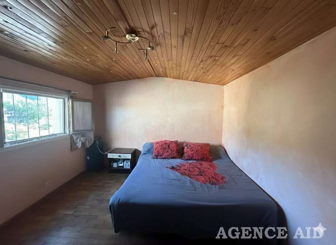 Maison à CUGES-LES-PINS