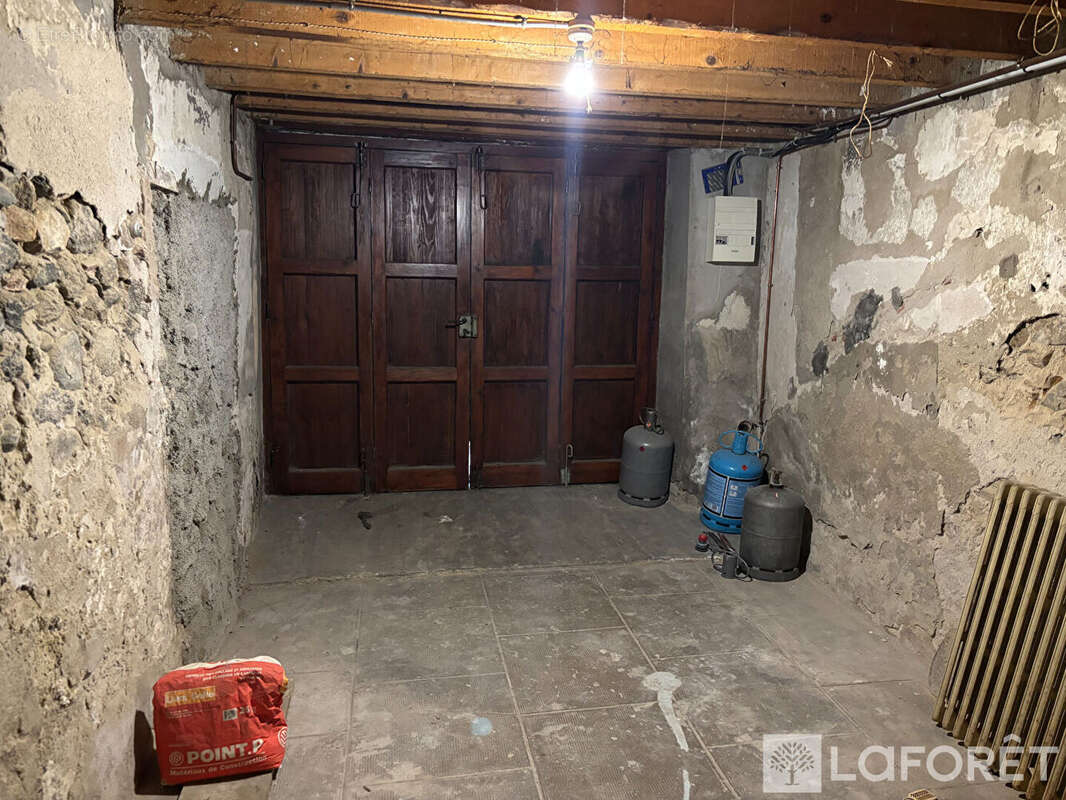 Villefranche-de-Conflent  - Maison de caractère de 164 m² habitables - photo 17