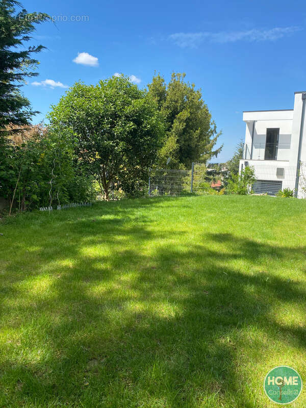 À Toulouse (31), immobilier de prestige : VILLA AVEC VUE SPLENDIDE SUR TOULOUSE - photo 2