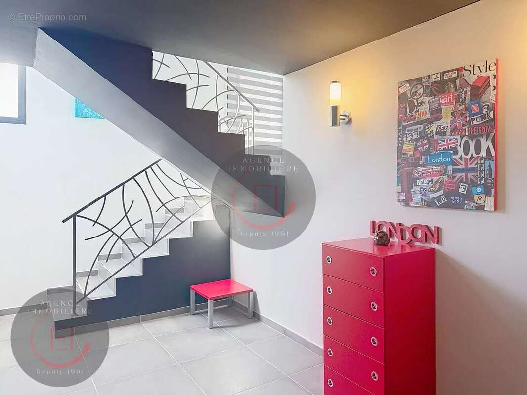 Maison à LES ADRETS-DE-L&#039;ESTEREL