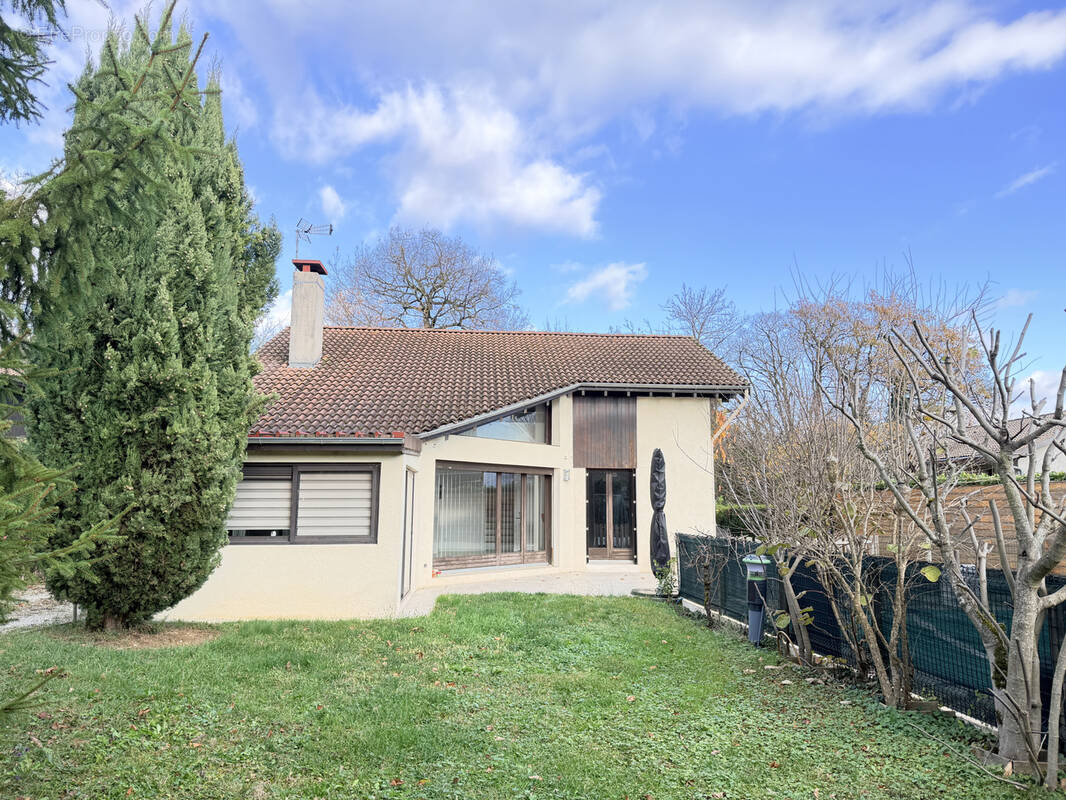 Maison à MONTBONNOT-SAINT-MARTIN