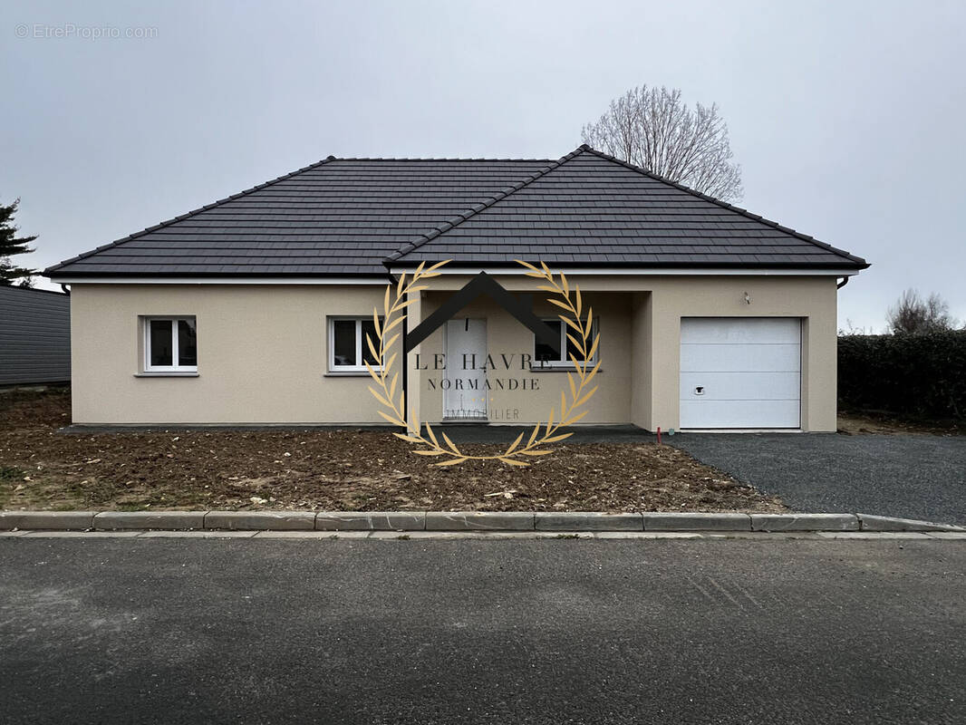 Maison à SAINT-LAURENT-DE-BREVEDENT