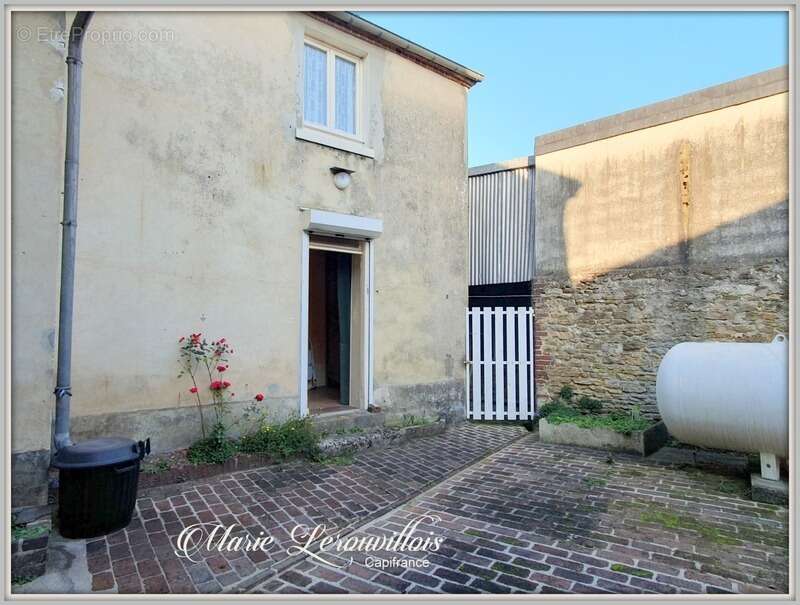 Maison à CHAOURCE
