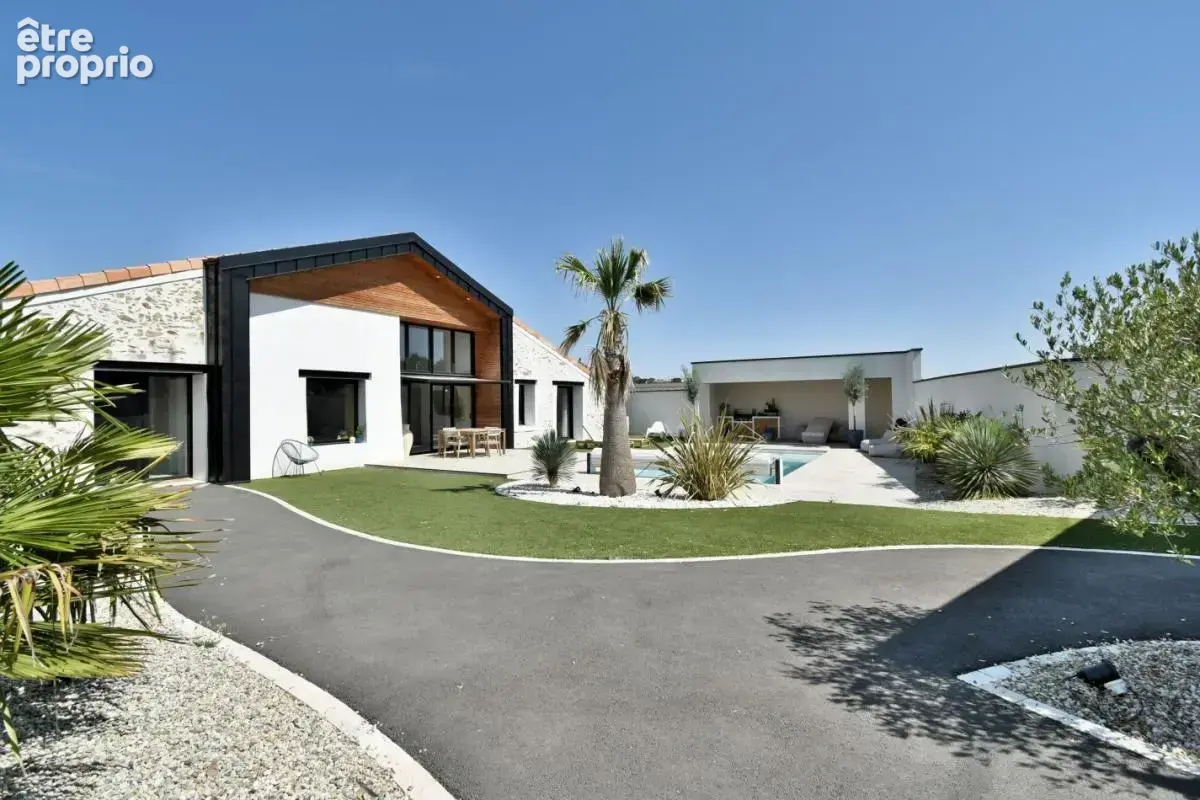 Maison 6 pièces 165 m² à vendre à Cholet (49300) - photo 1