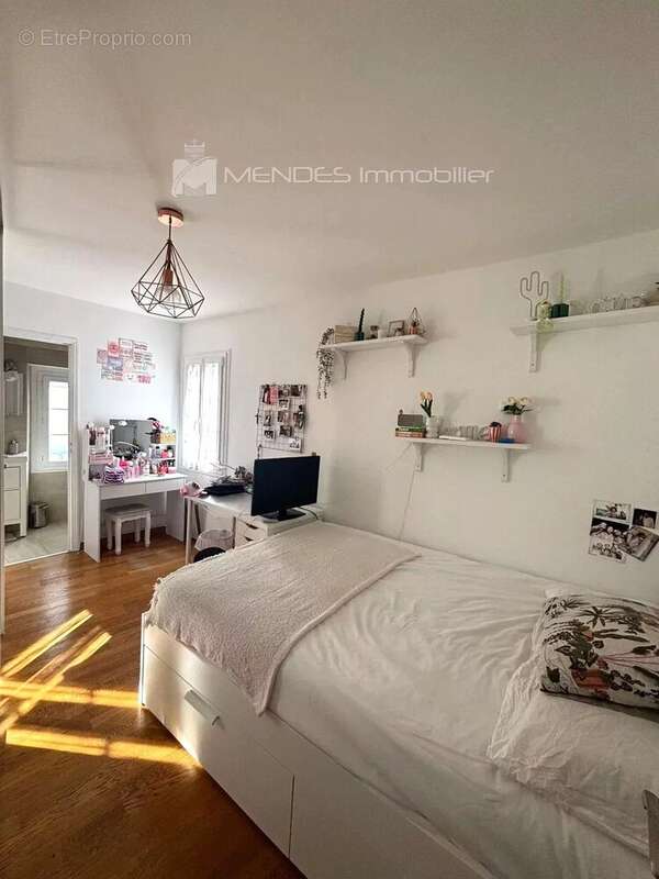 Appartement à LA TURBIE