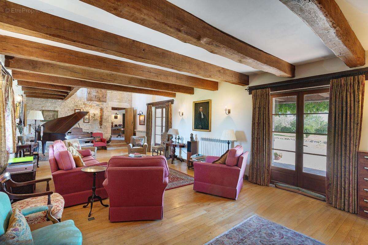 Maison à CASTELNAU-DE-MONTMIRAL