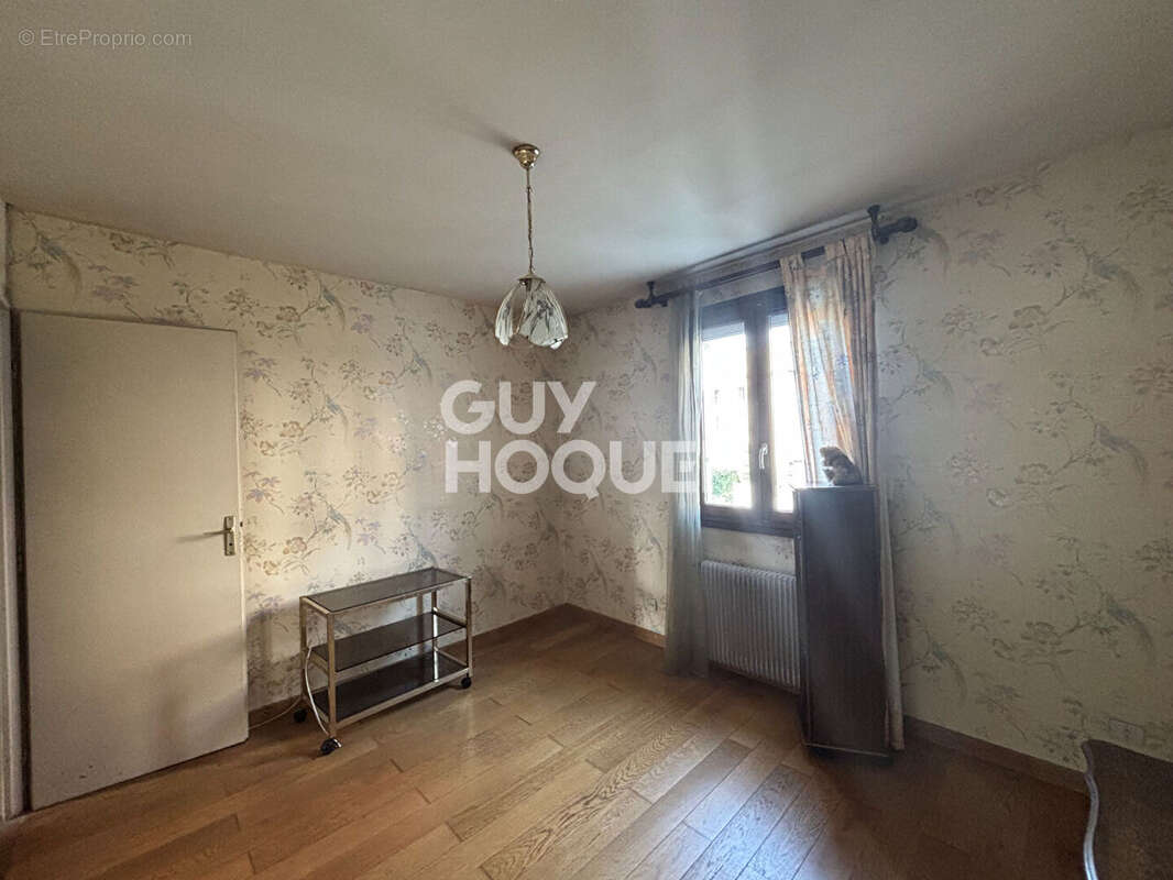 Maison à LE BLANC-MESNIL