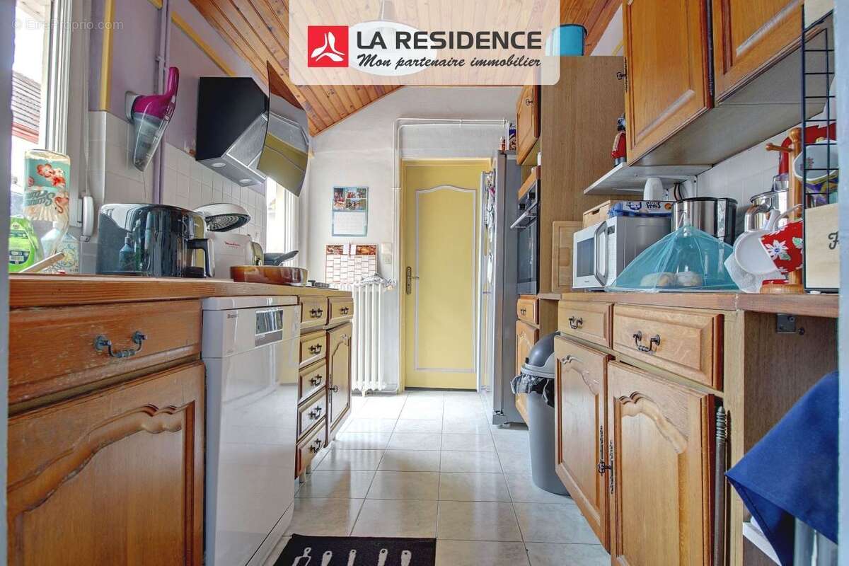 Maison à SAINT-ETIENNE-DU-ROUVRAY