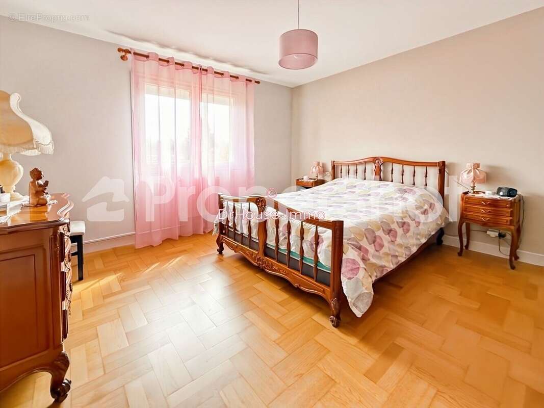 Maison à ARTIGUES-PRES-BORDEAUX