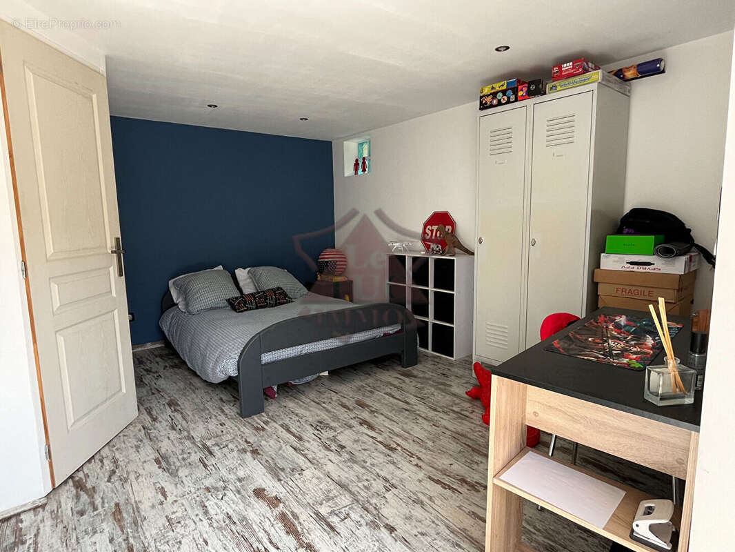 Maison à ROBIAC-ROCHESSADOULE