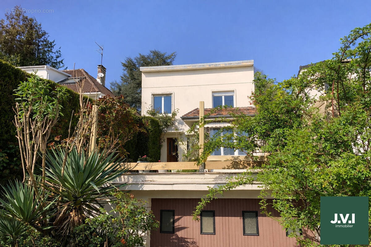 Maison à MONTMORENCY