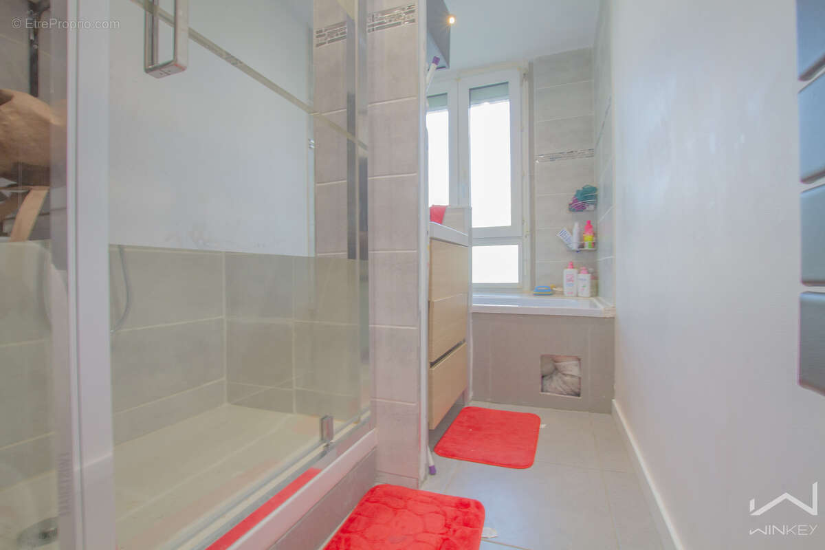 Appartement à VILLENEUVE-LE-ROI