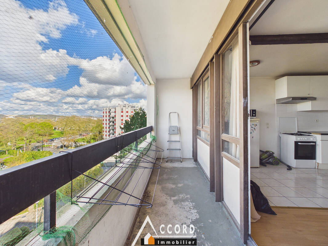Appartement à SARTROUVILLE