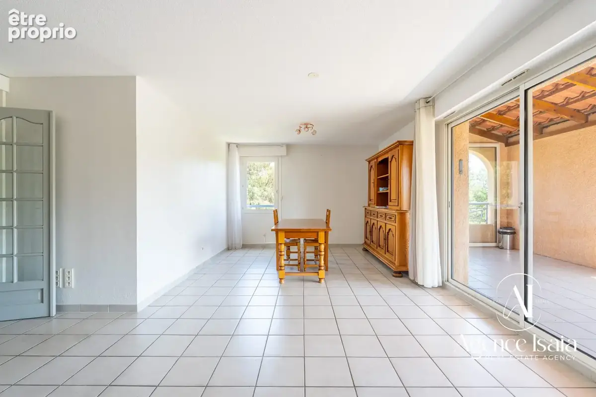 Appartement 4 pièces 88 m² à vendre à Bormes-Les-Mimosas (83230) - photo 3