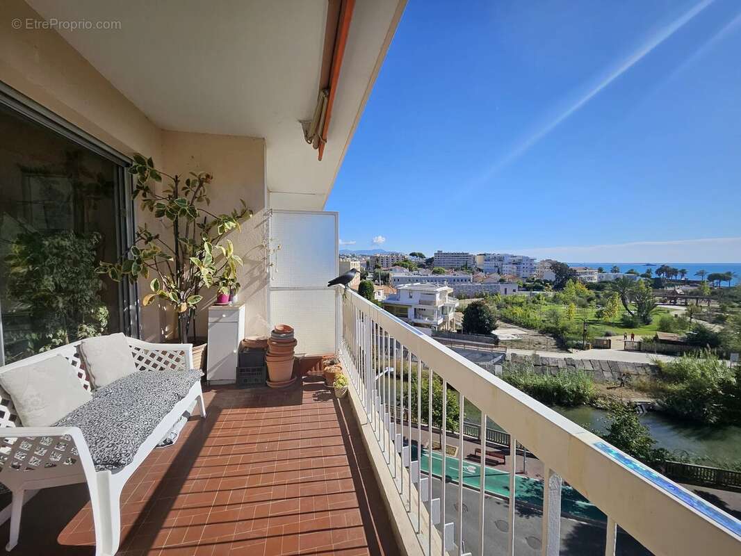 Appartement à CAGNES-SUR-MER