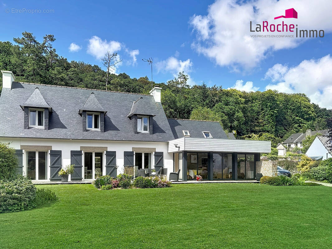 Maison à LA ROCHE-MAURICE