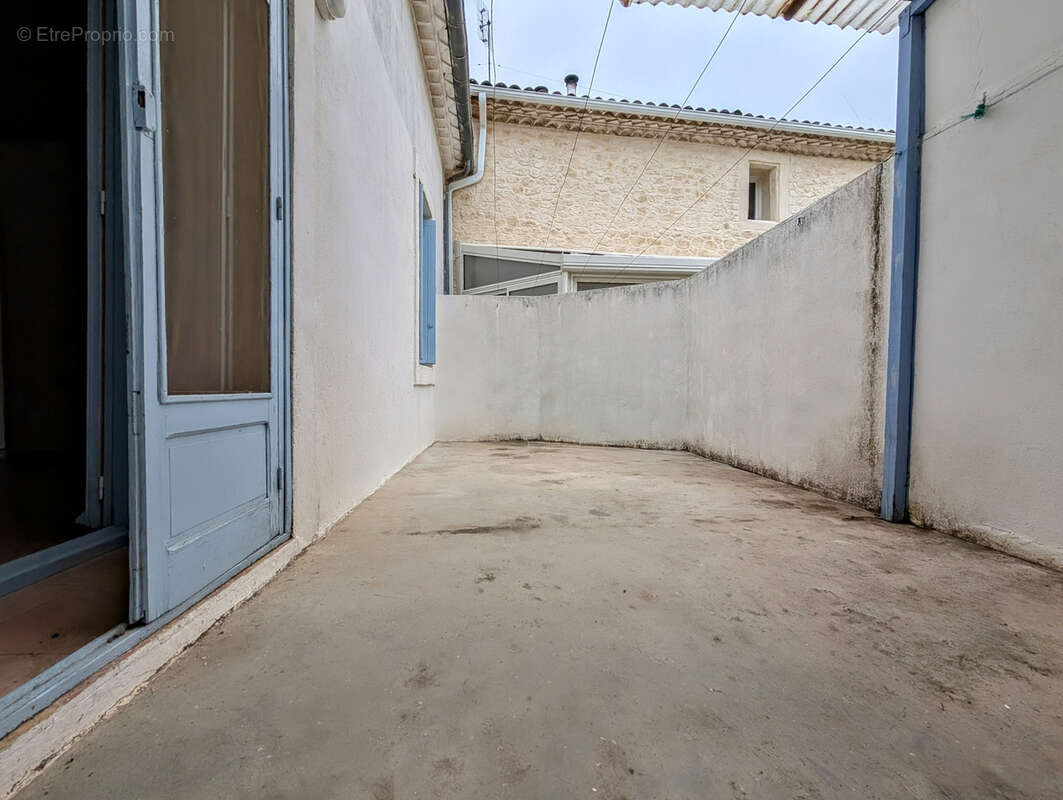 Maison à VILLEVEYRAC