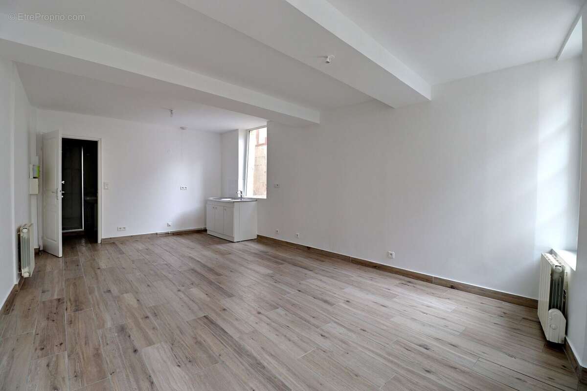 Appartement à MAGNY-EN-VEXIN