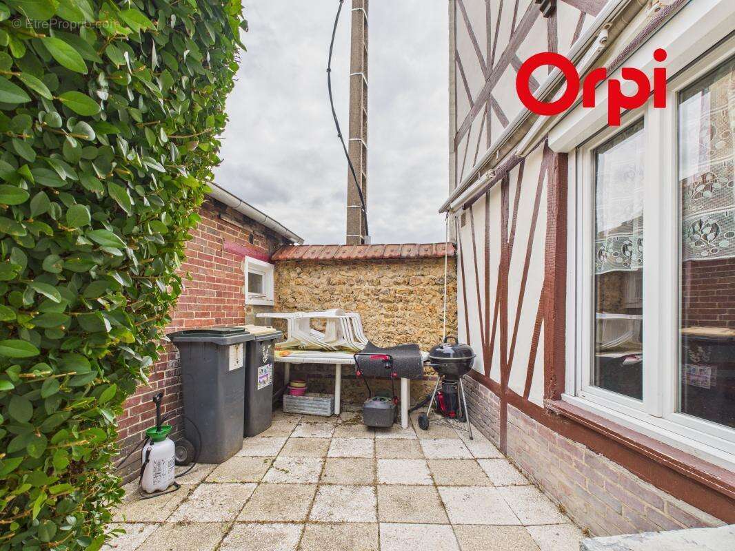 Maison de ville à Bernay – Parfaite pour un premier achat - photo 3