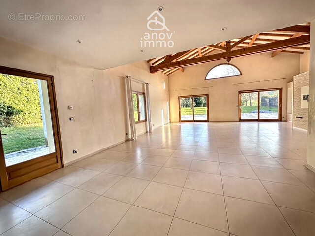Grande propriété sur les hauteurs du village   Calme absolu - photo 10