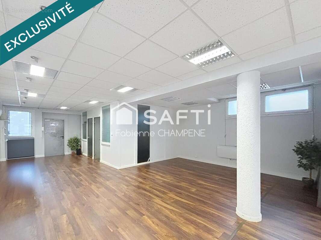 Photo 3 - Commerce à LONS-LE-SAUNIER