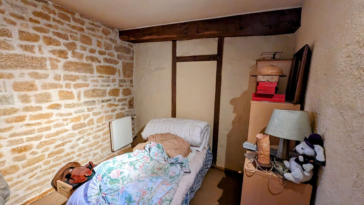 Maison à SENNEVOY-LE-BAS