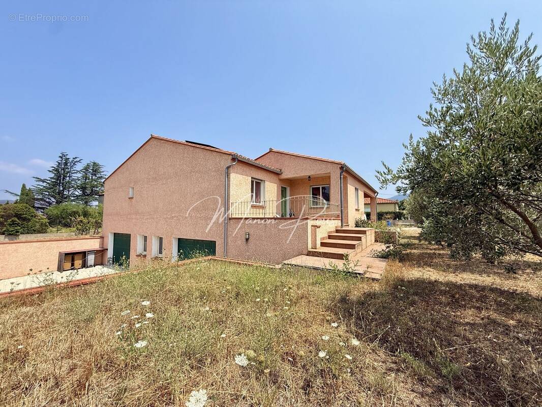 Maison 158 m² à Vinca  - photo 1