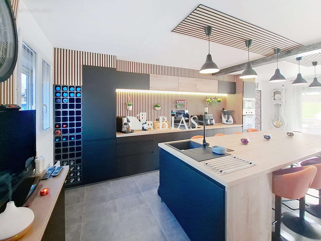 Maison à PONT-L'EVEQUE