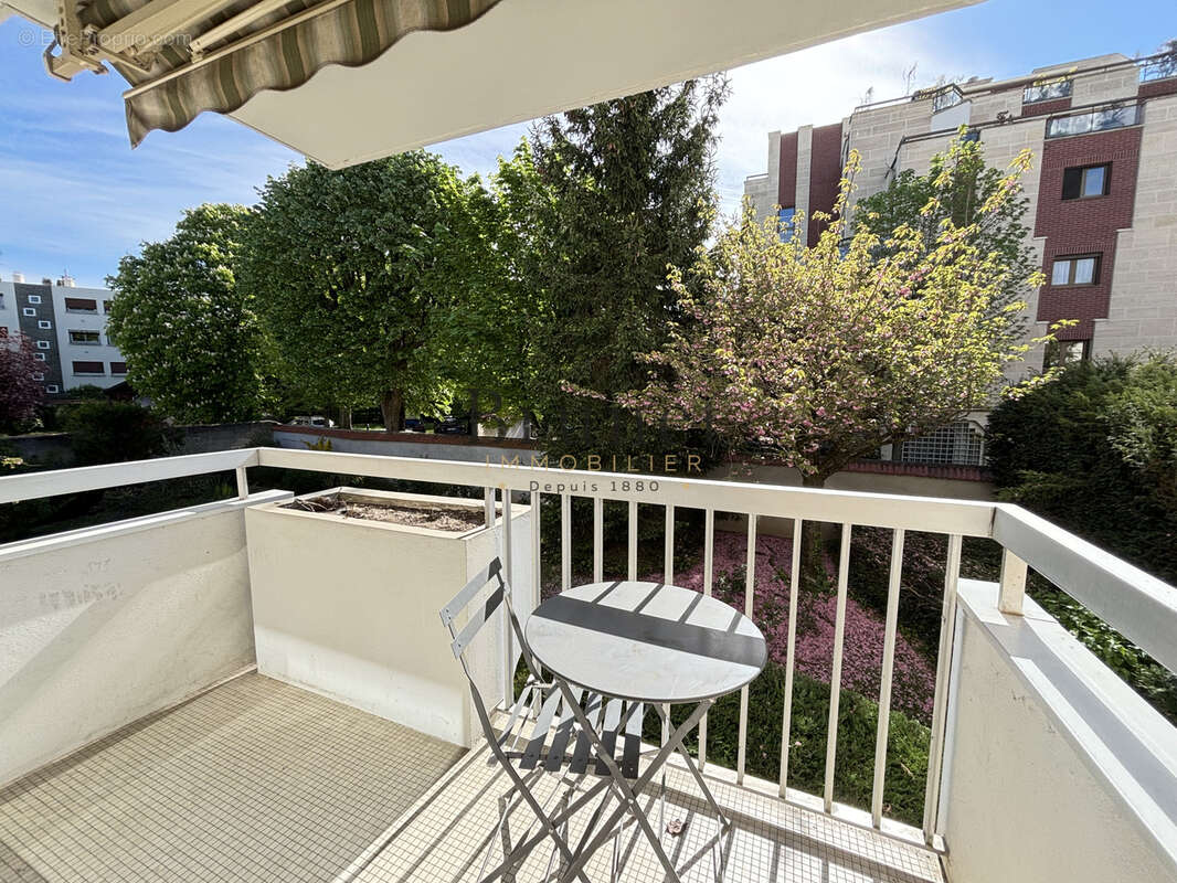 Appartement à SAINT-MAUR-DES-FOSSES