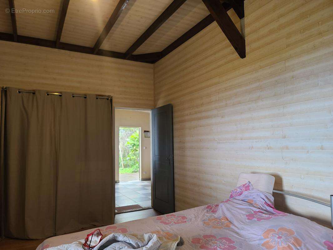 Terrain à SAINT-DENIS