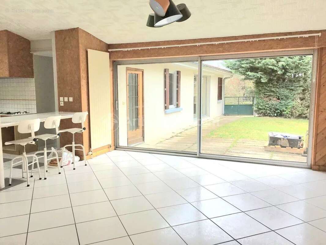 Maison à BRASSAC-LES-MINES