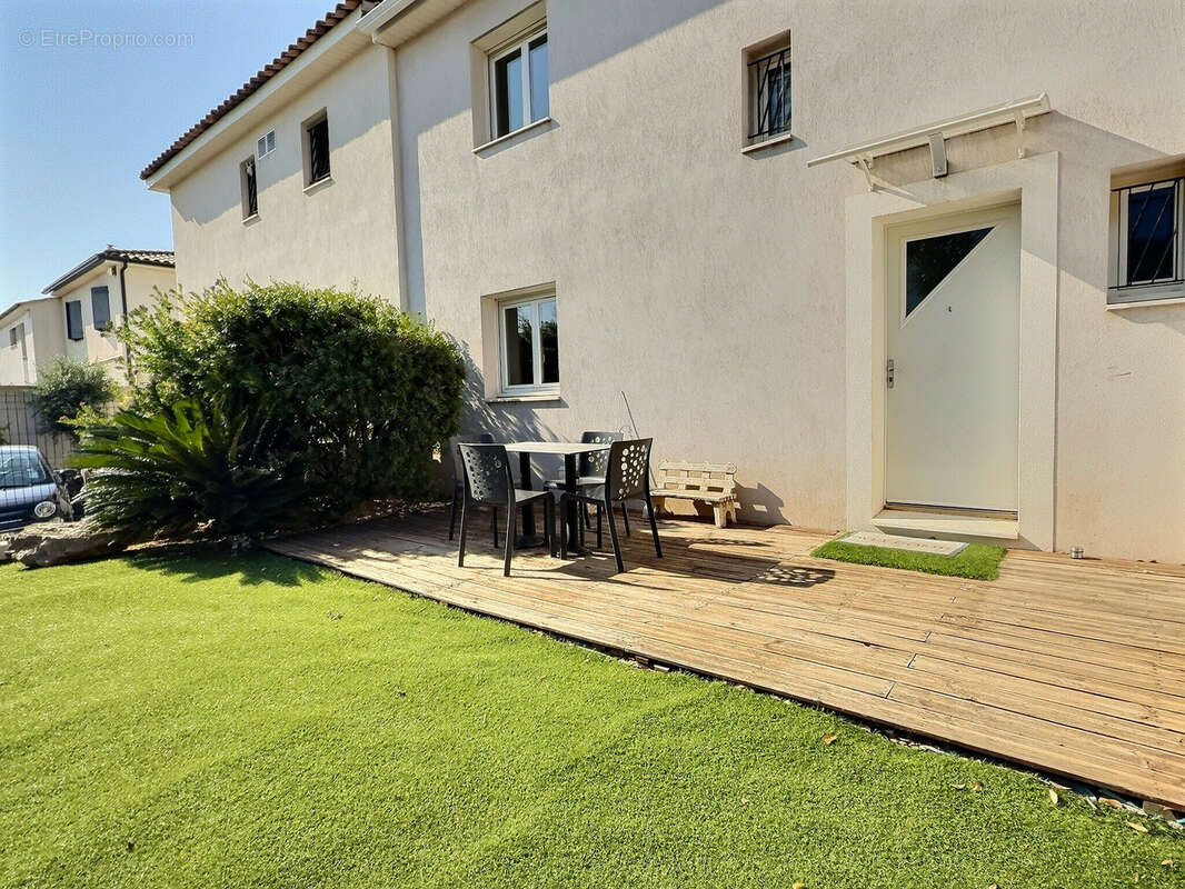 Maison à LA LONDE-LES-MAURES