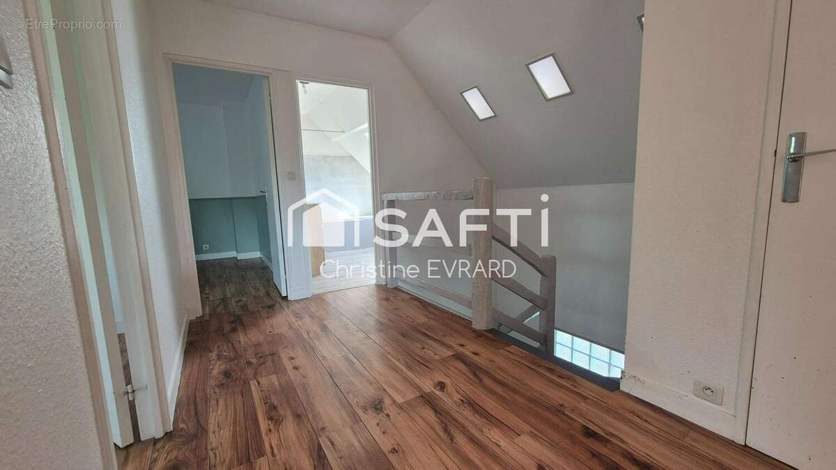 Photo 8 - Maison à SAINT-GERMAIN-LES-ARPAJON