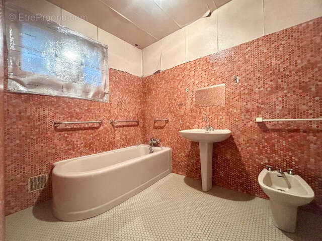 Maison à LINAS