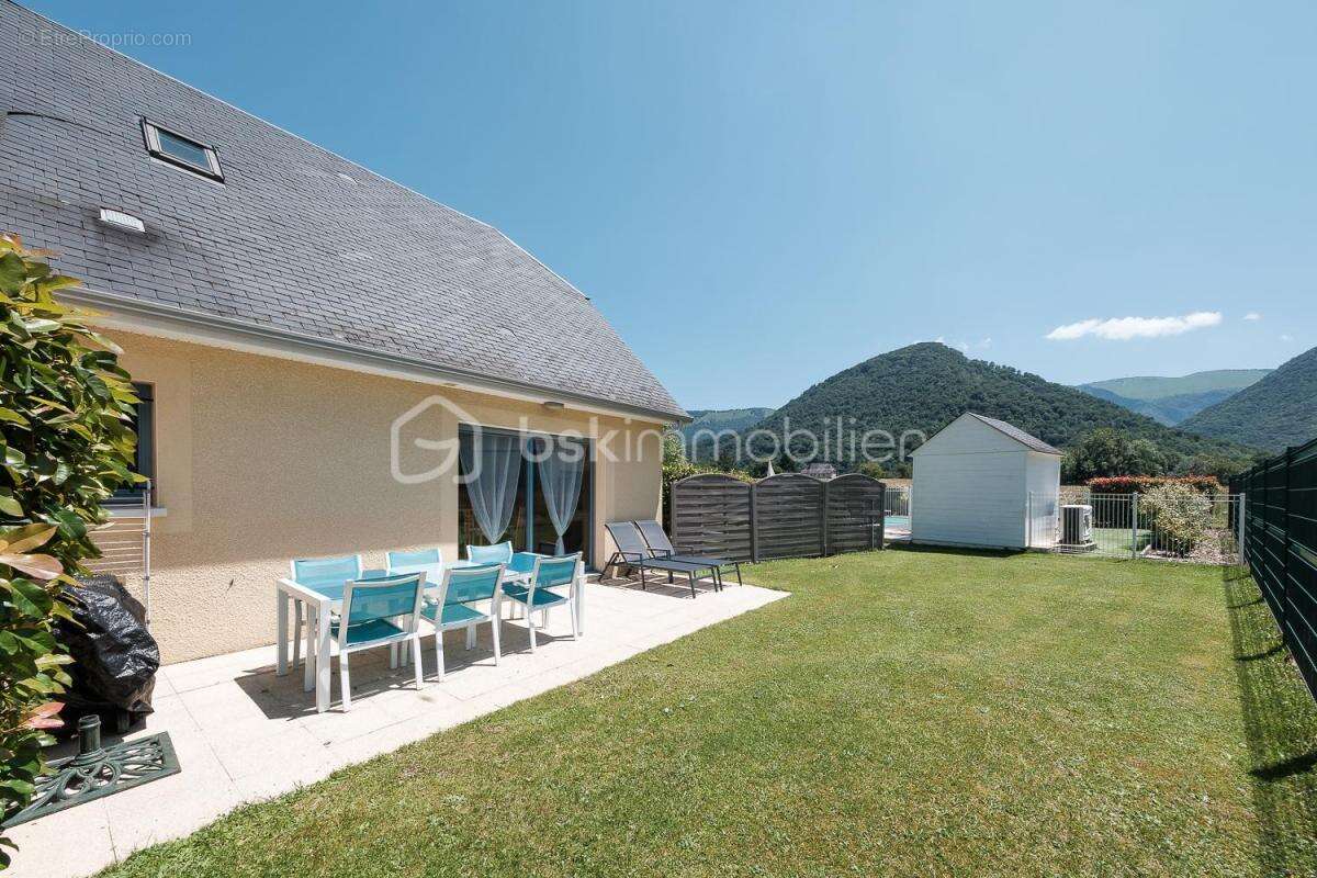 Maison à LOURDES