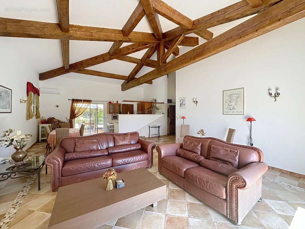 GRANDE VILLA BIOT (06410) vue mer du salon et des chambres - photo 15