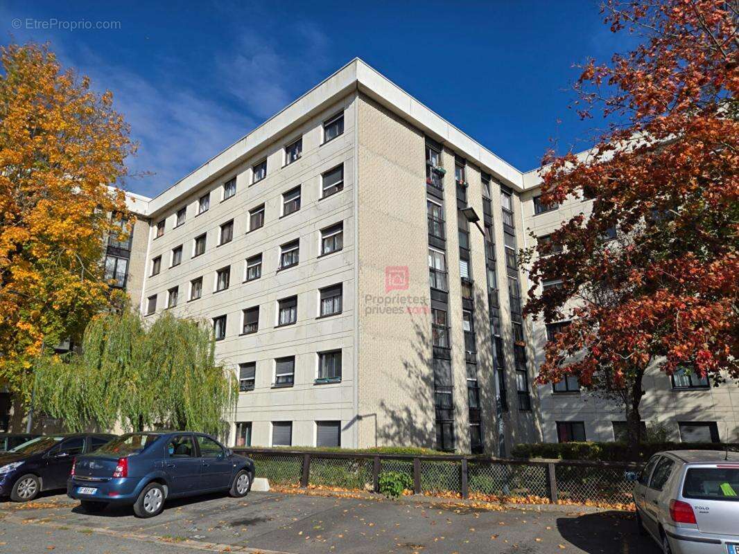 Appartement à GRIGNY