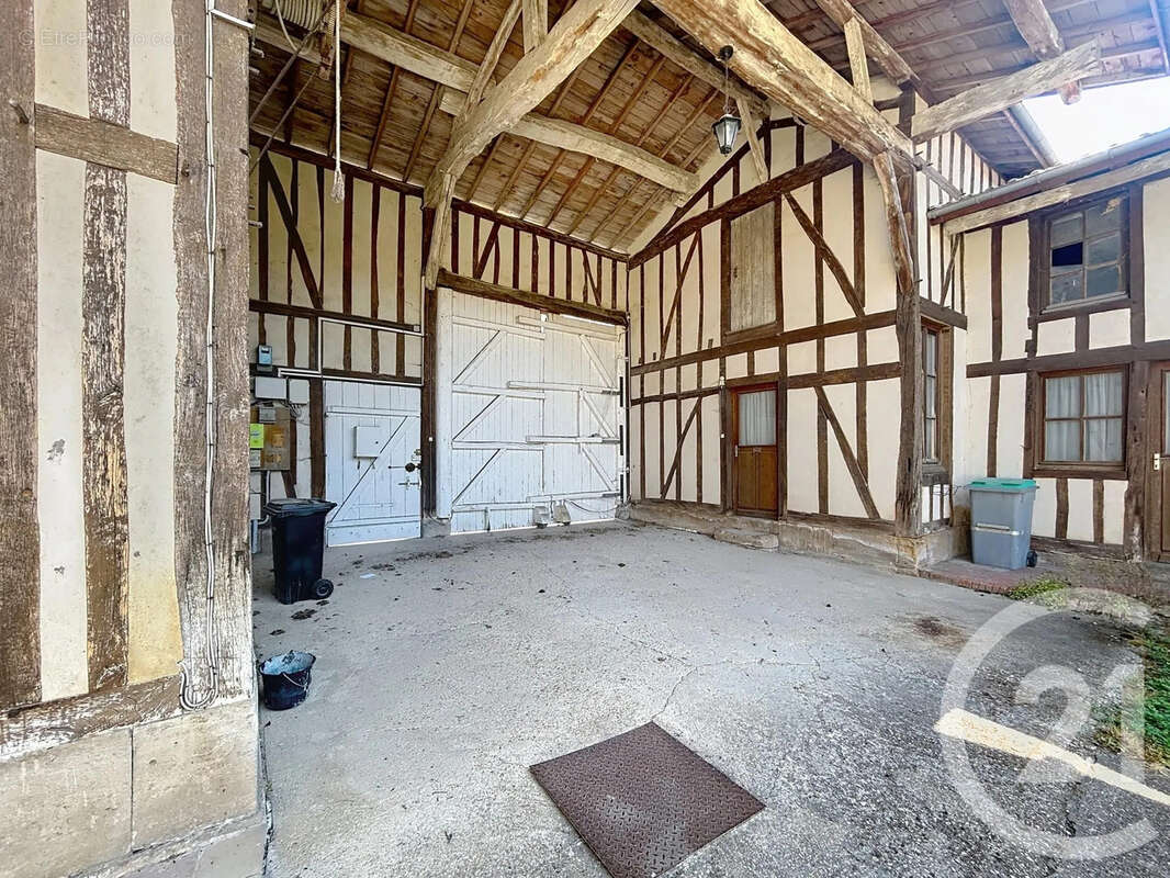 Maison à SAINT-AMAND-SUR-FION