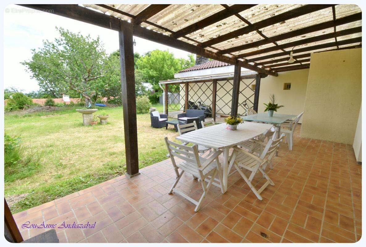 Maison à LAGOR