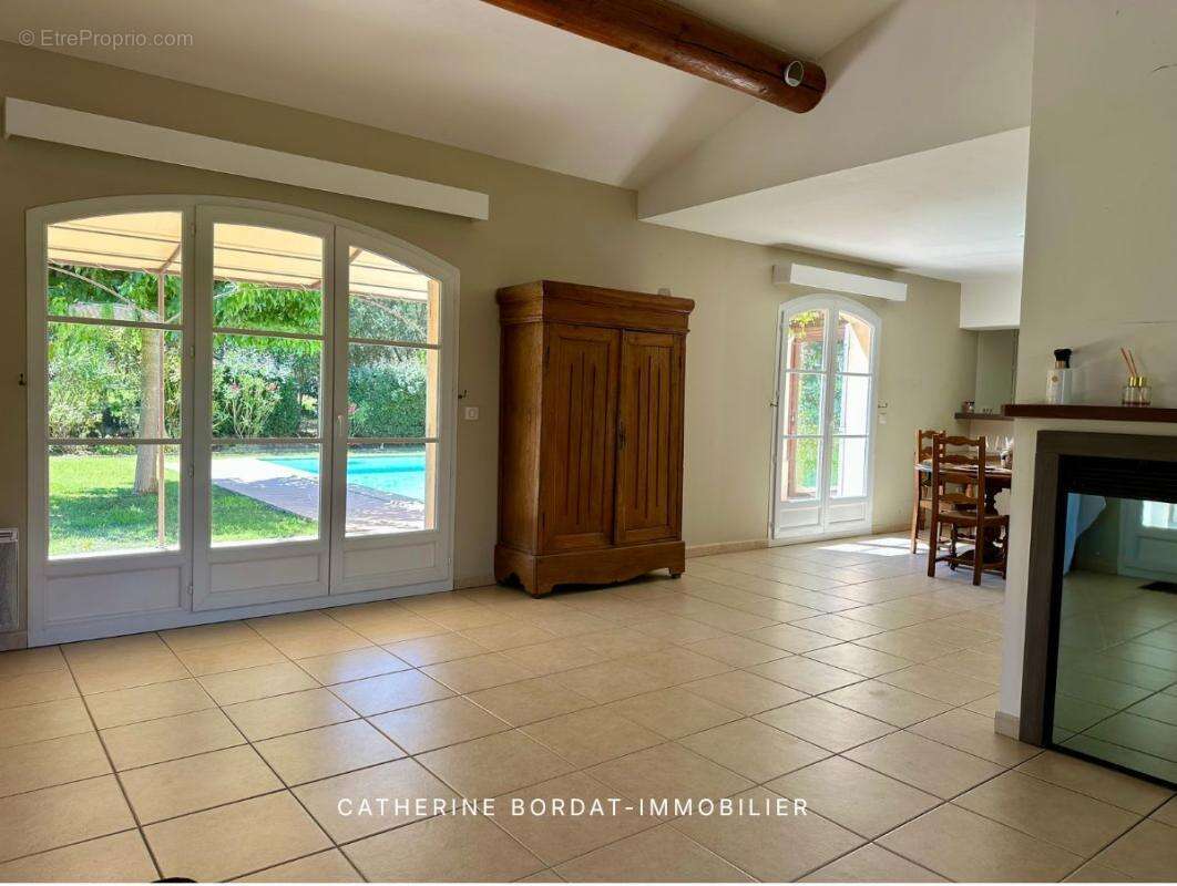 EXCLUSIVITÉ - Maison Mallemort Domaine de Pont Royal 6 pièces 160 m2 - photo 5