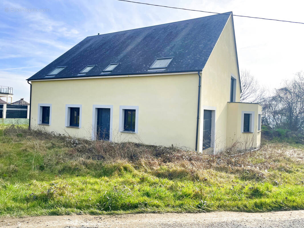 Maison à MAREIL-SUR-LOIR